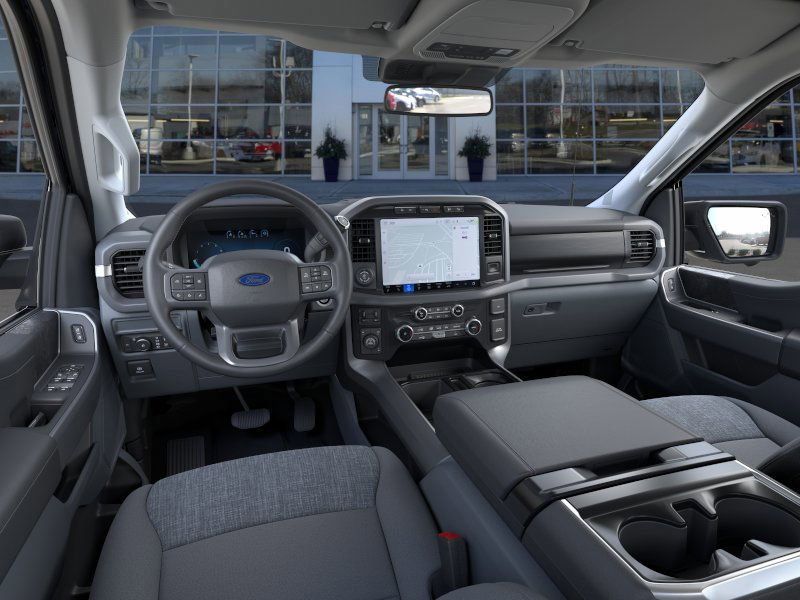 2024 Ford F-150 XLT photo 9