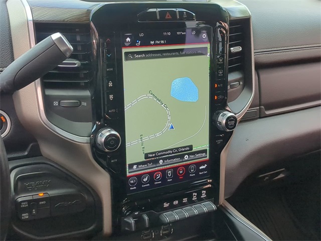 2021 Ram 2500 Laramie photo 25