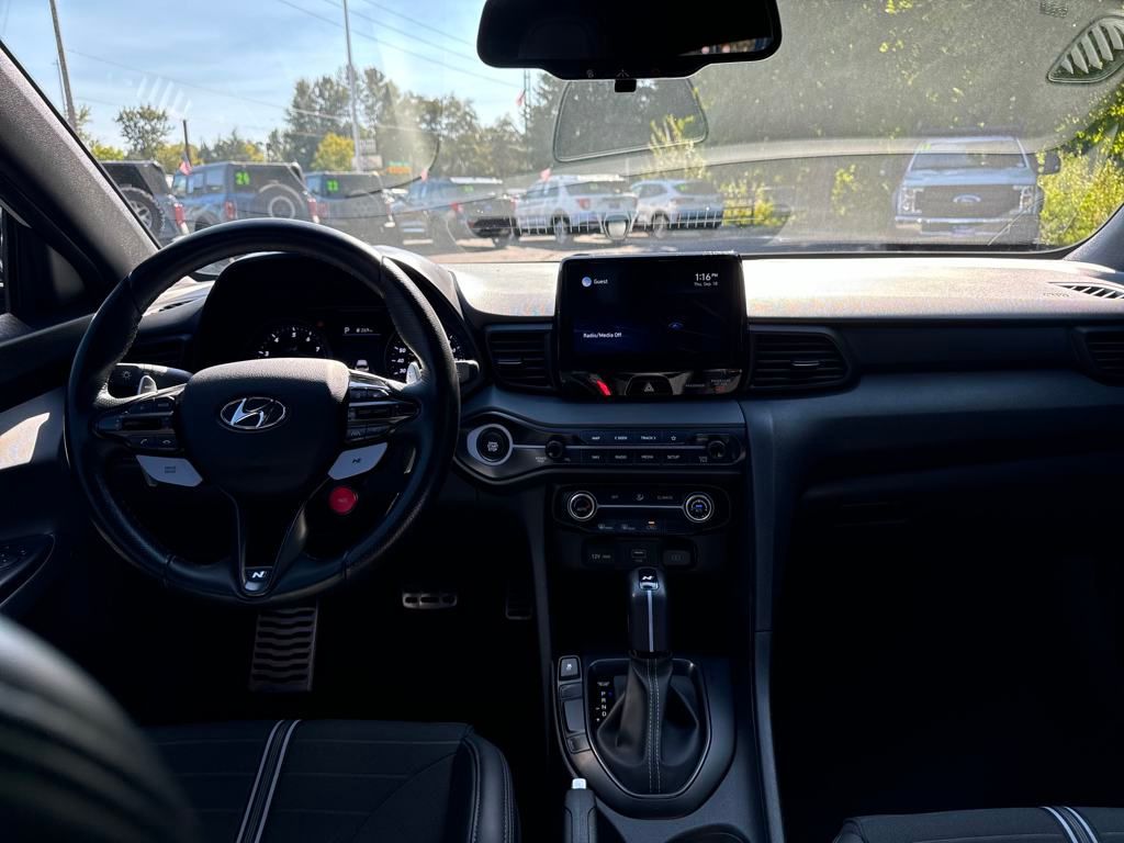 2022 Hyundai Veloster N Base photo 12