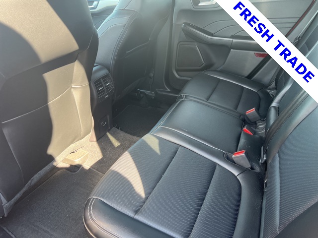 2022 Ford Escape SEL photo 7