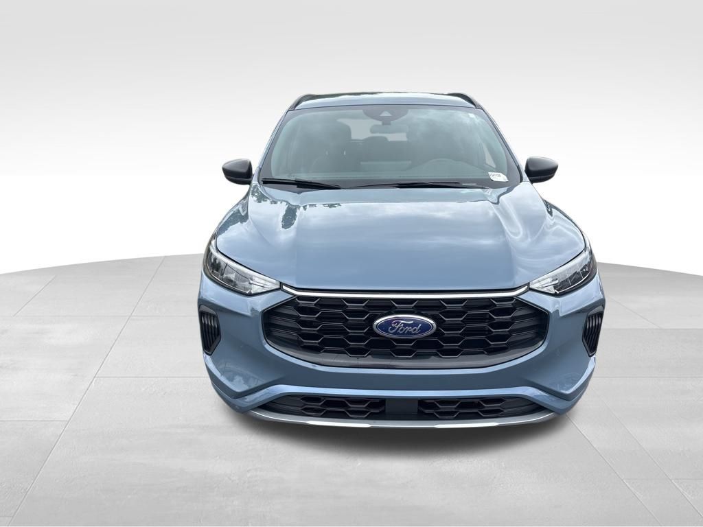 2023 Ford Escape ST-Line photo 8