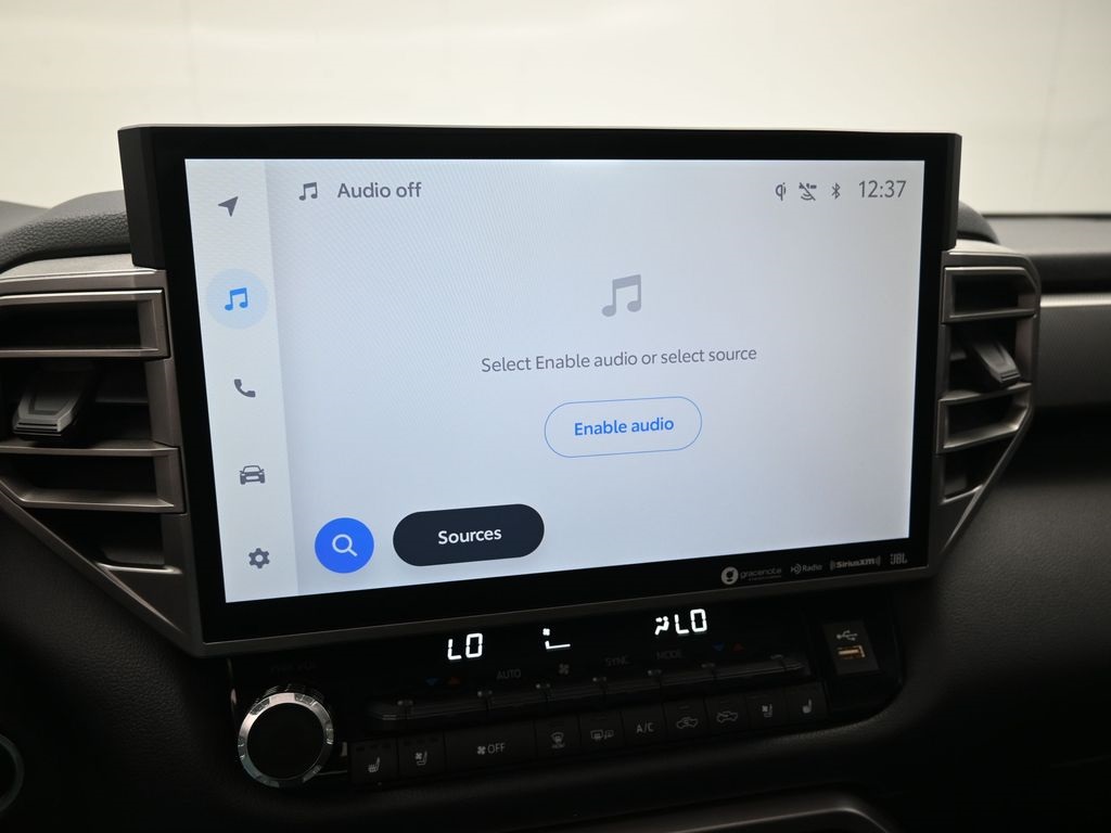 2022 Toyota Tundra Limited photo 2