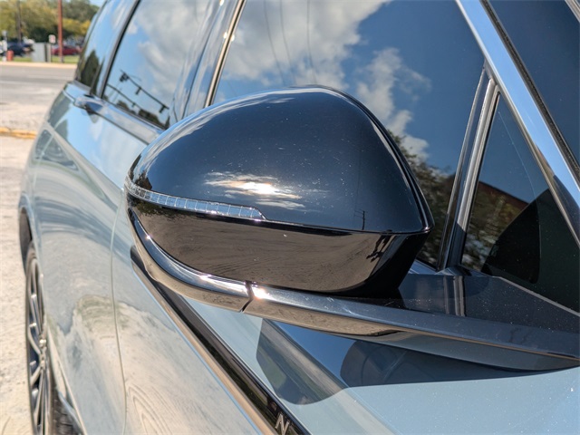2025 Lincoln Nautilus Black Label photo 11