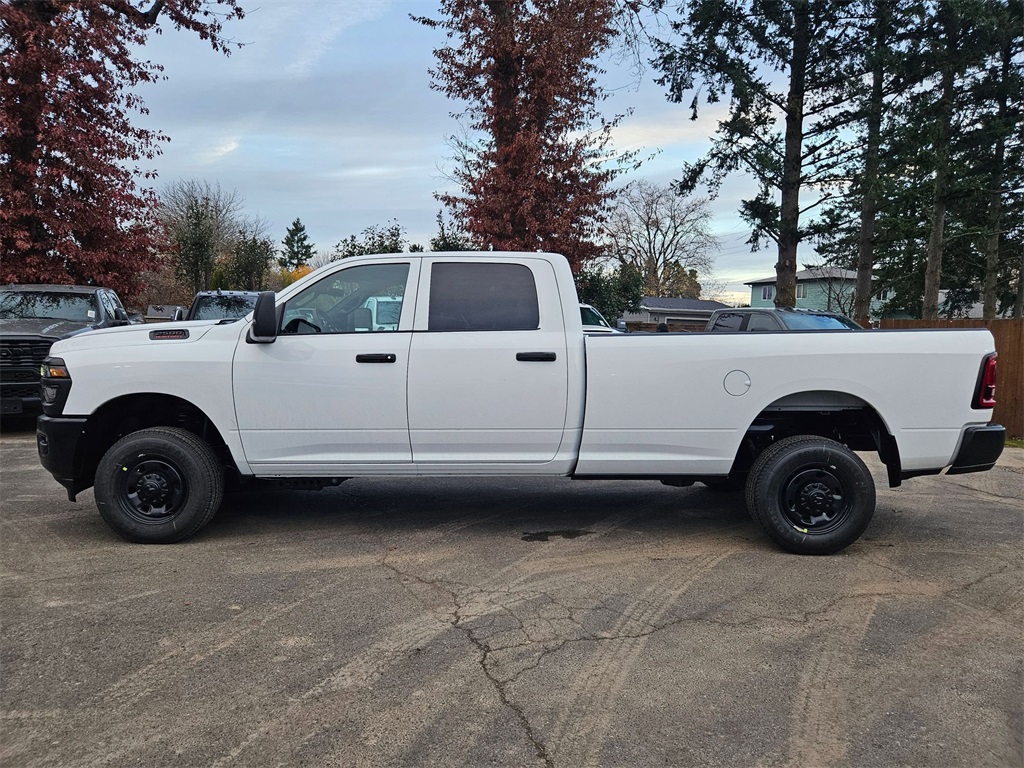 2026 Ram 2500 Tradesman photo 4
