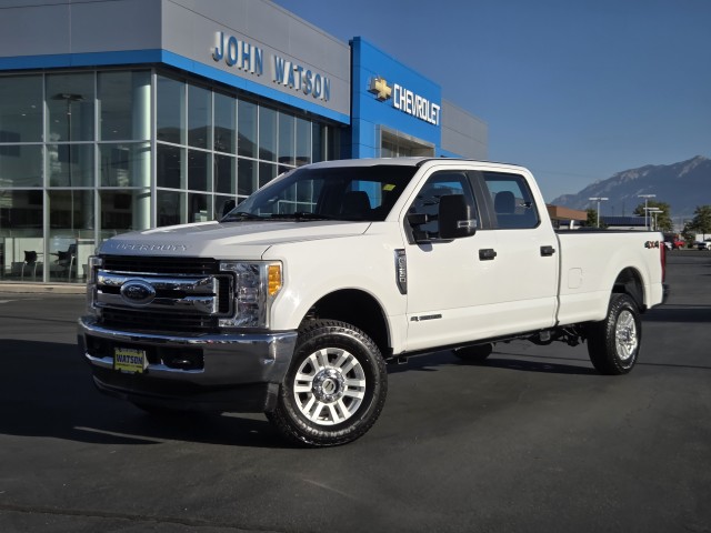 2017 Ford F-350 Platinum photo 50