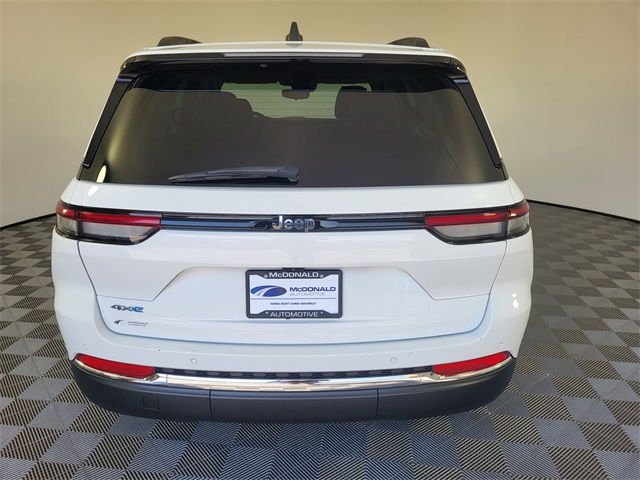 2022 Jeep Cherokee Limited 4xe photo 22