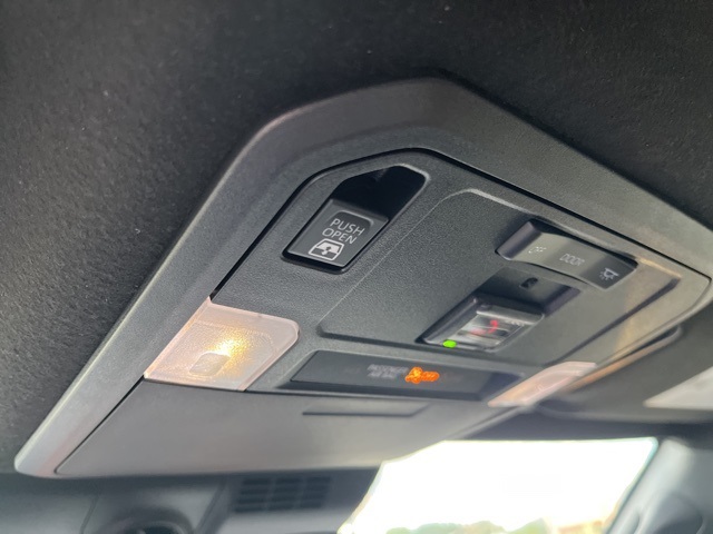 2025 Toyota 4Runner SR5 photo 28