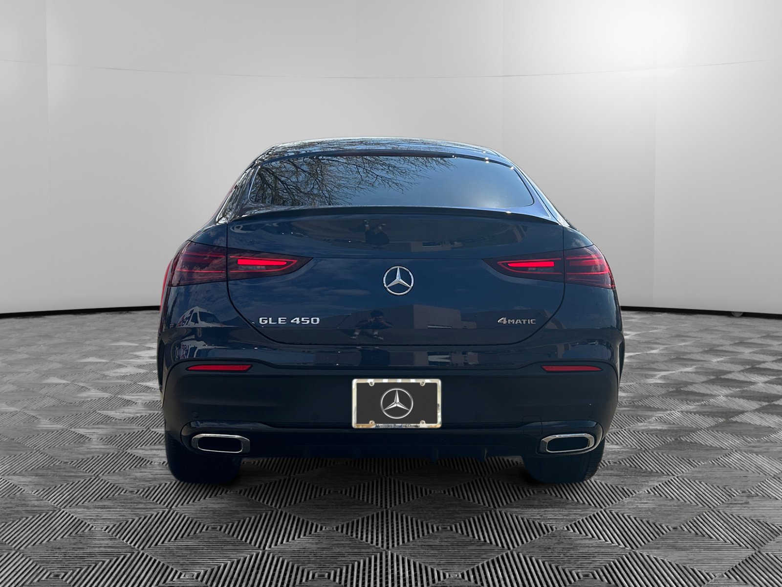 2026 Mercedes Benz GLE 450 4MATIC photo 4