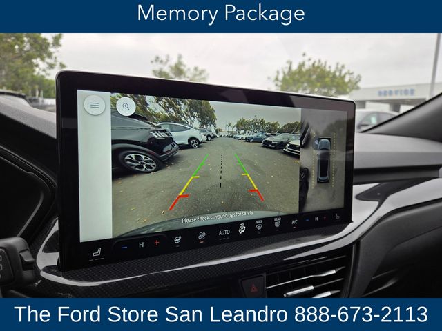 2023 Ford Escape ST-Line Select photo 17