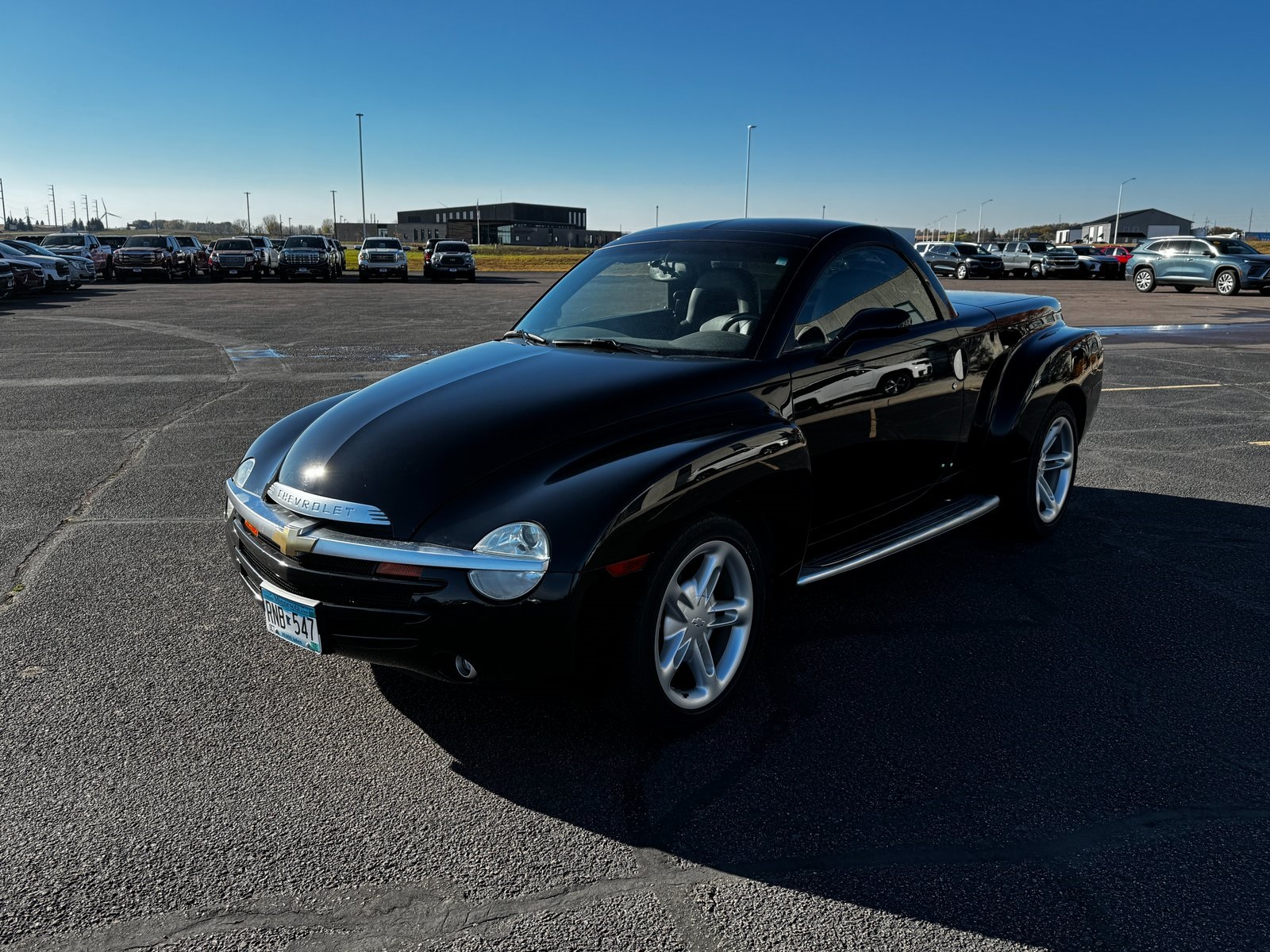2004 Chevrolet SSR Base photo 3
