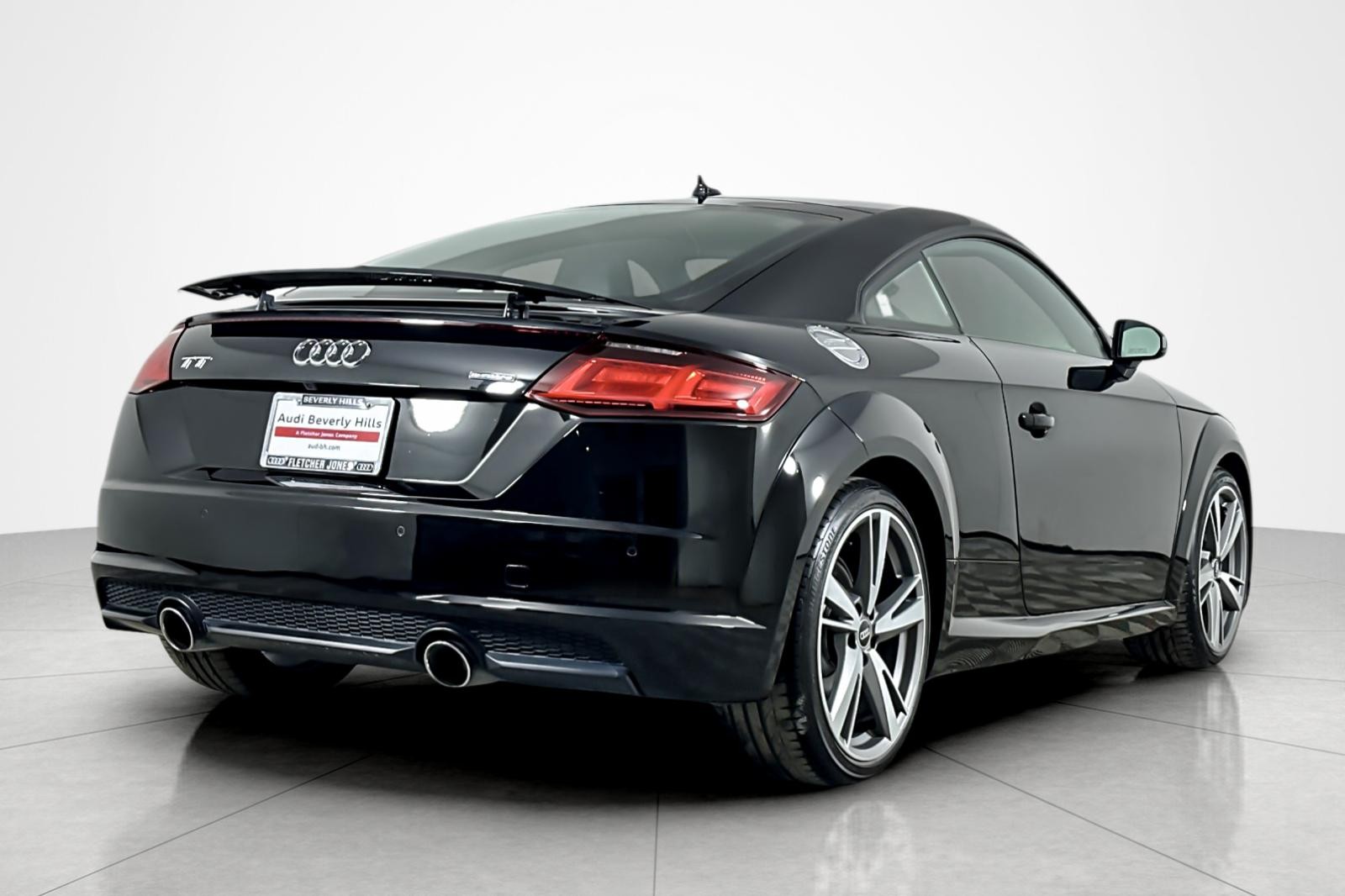 2022 Audi TT Coupe Quattro photo 3