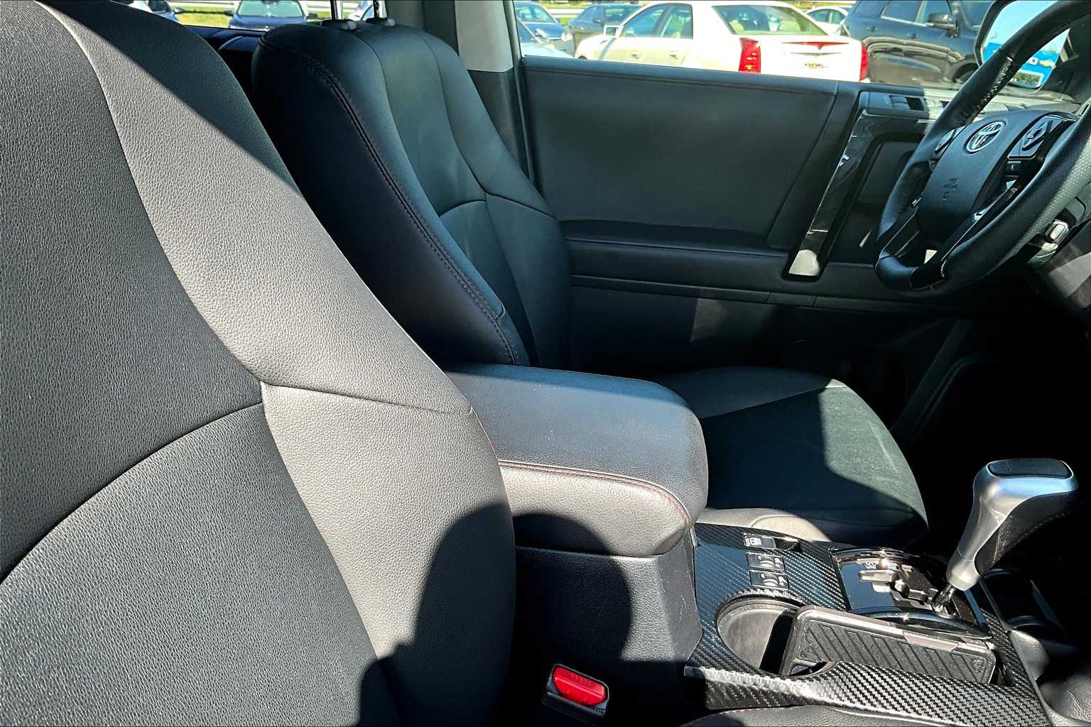 2024 Toyota 4Runner TRD Premium 4WD photo 8