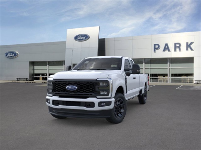 2025 Ford F-350 XL photo 2
