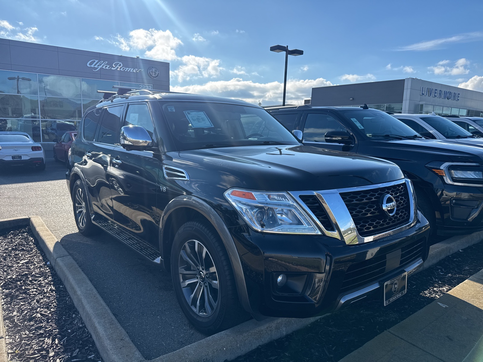 2019 Nissan Armada SL's photo