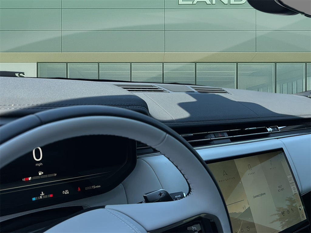 2025 Land Rover Range Rover Sport SE photo 12