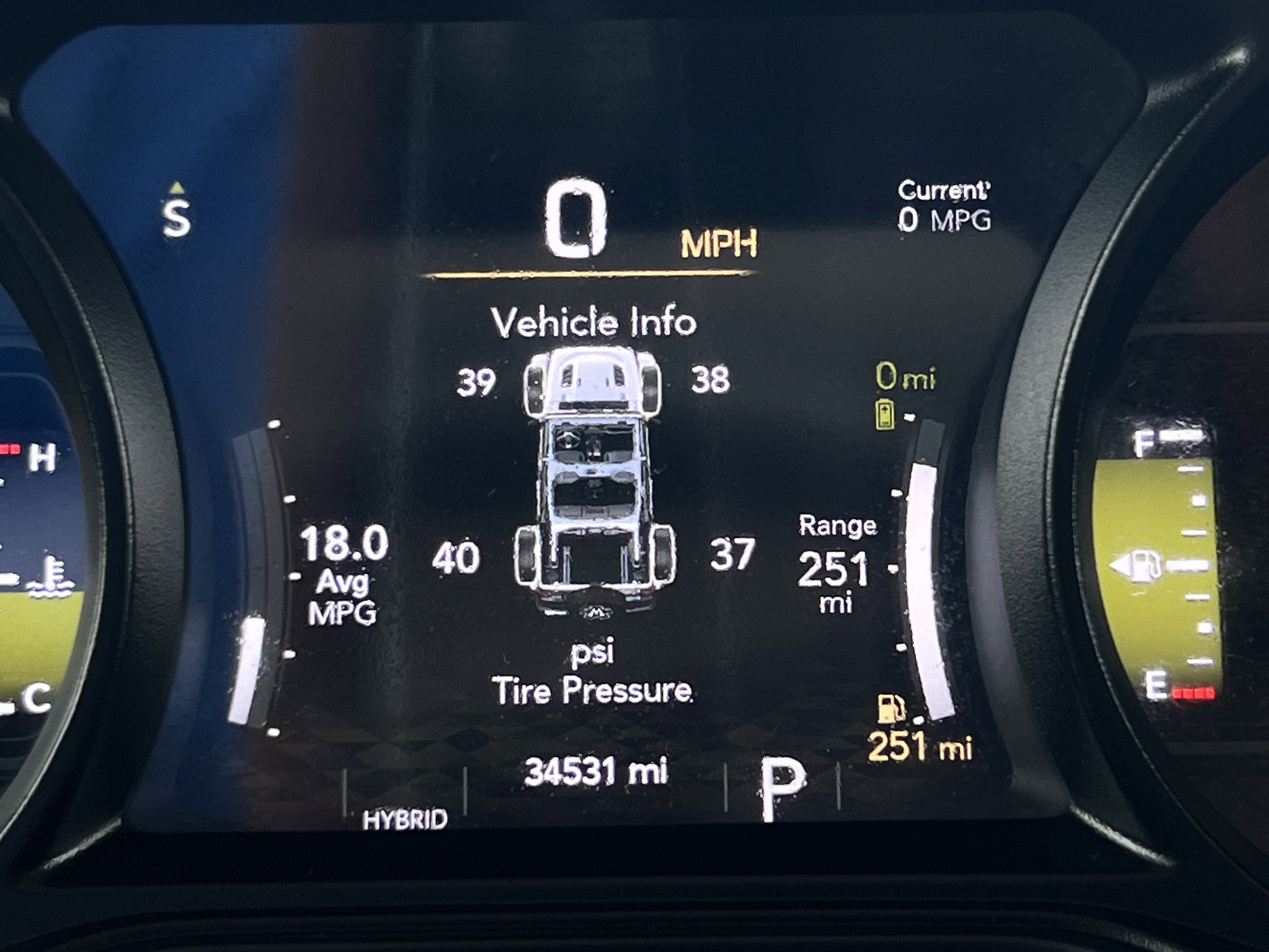 2024 Jeep Wrangler Sahara 4xe photo 7
