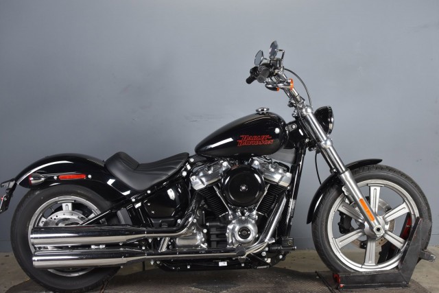 Certified Pre-Owned 2023 Harley-Davidson Softail Standard