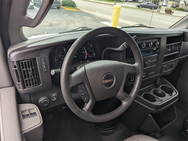 2018 Gmc Savana 2500 photo 4