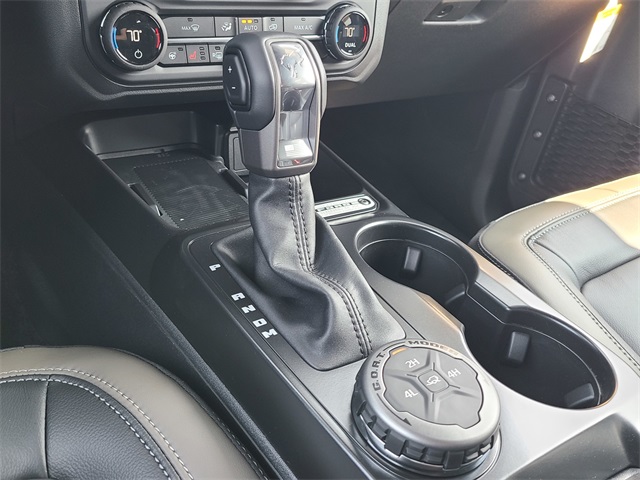 2025 Ford Bronco Outer Banks photo 22