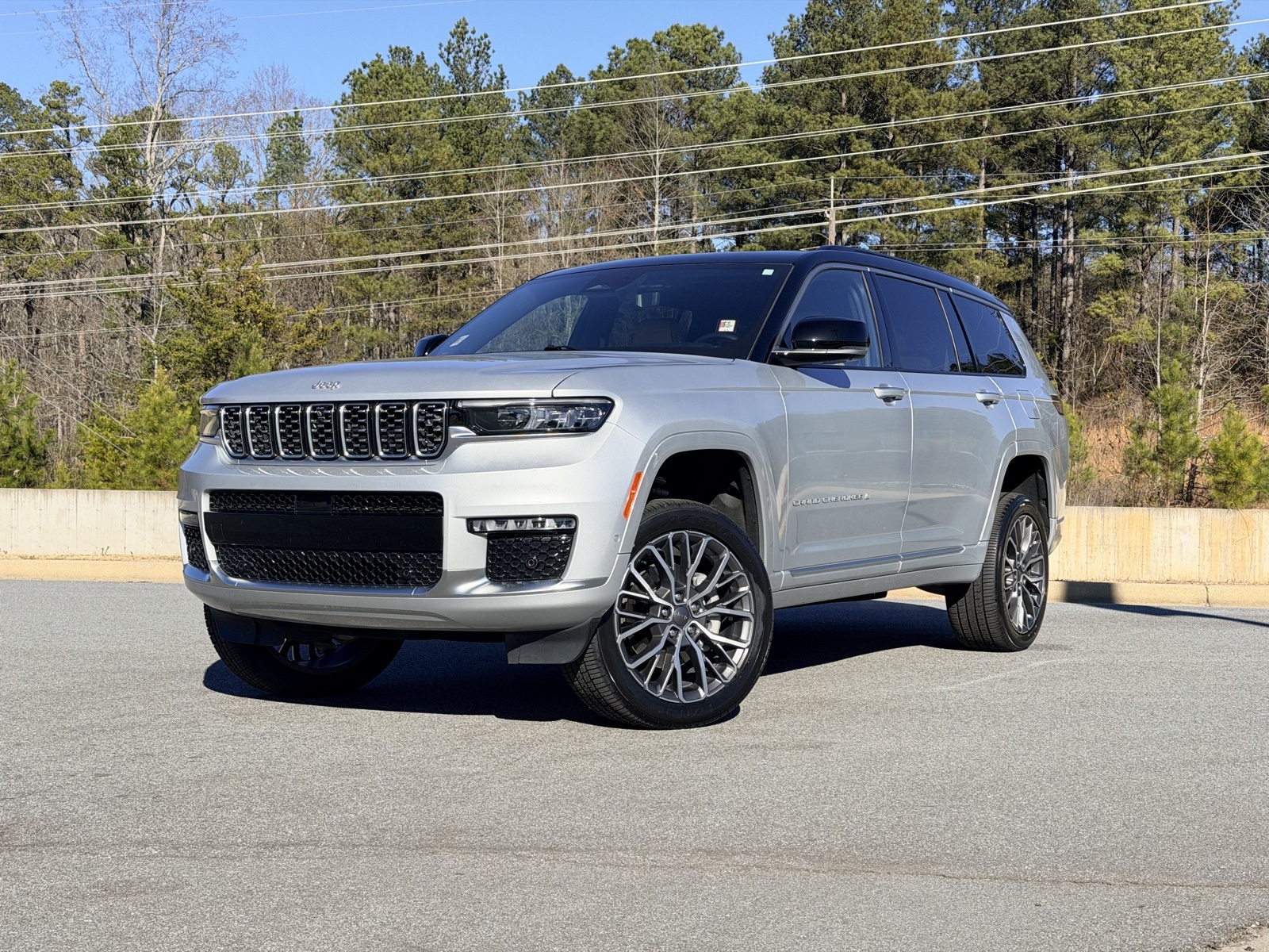 2024 Jeep Grand Cherokee L Summit Reserve's photo