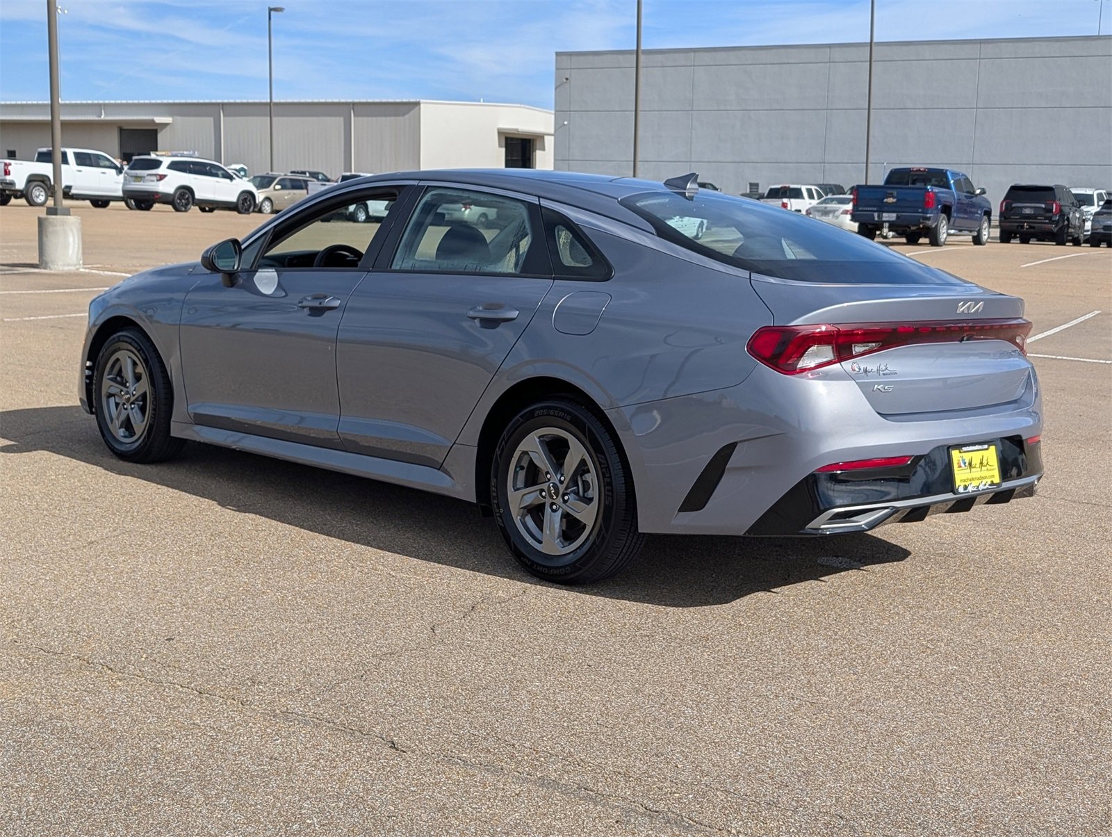 Used 2022 Kia K5 LXS with VIN 5XXG14J20NG142437 for sale in Madison, MS