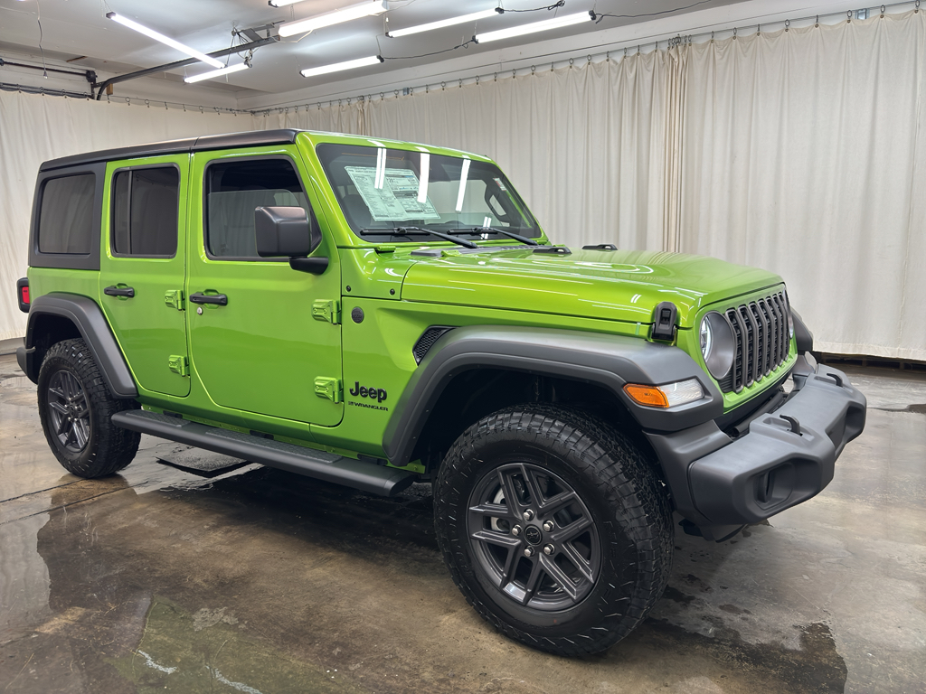2025 Jeep Wrangler Sport S photo 4