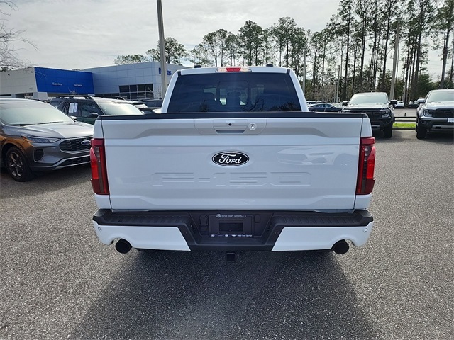 2025 Ford F-150 XLT photo 4