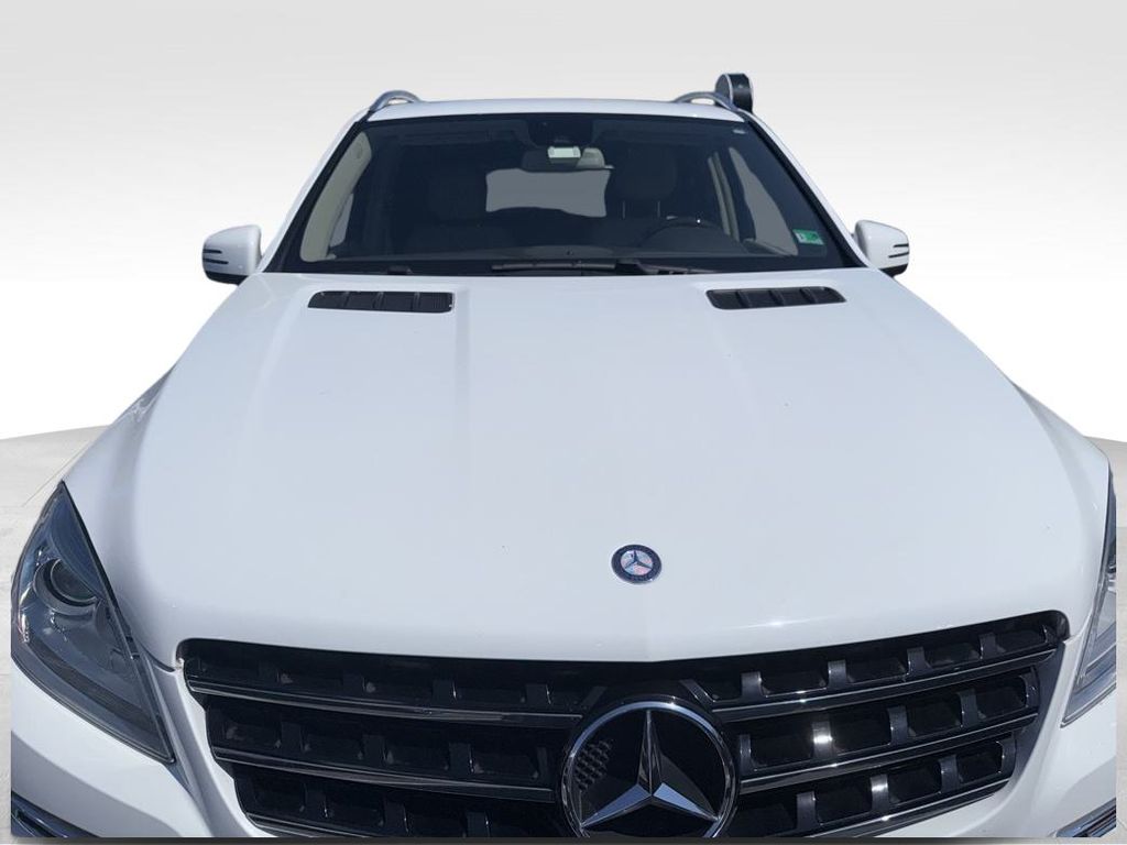 2014 Mercedes Benz ML 350 4MATIC photo 11