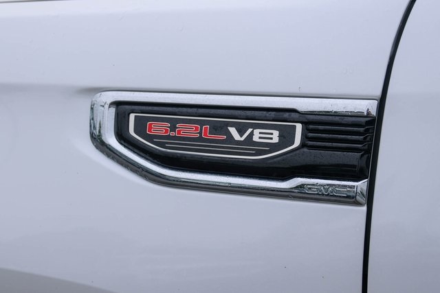 Used 2023 White GMC Denali image 8