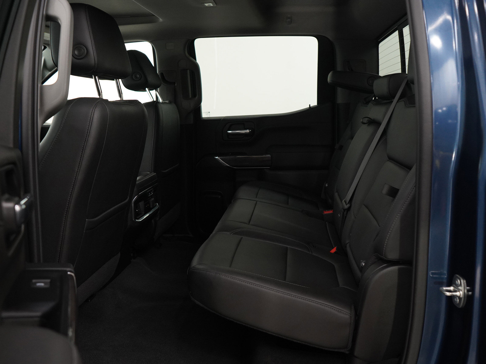 2019 Chevrolet Silverado 1500 LTZ photo 13