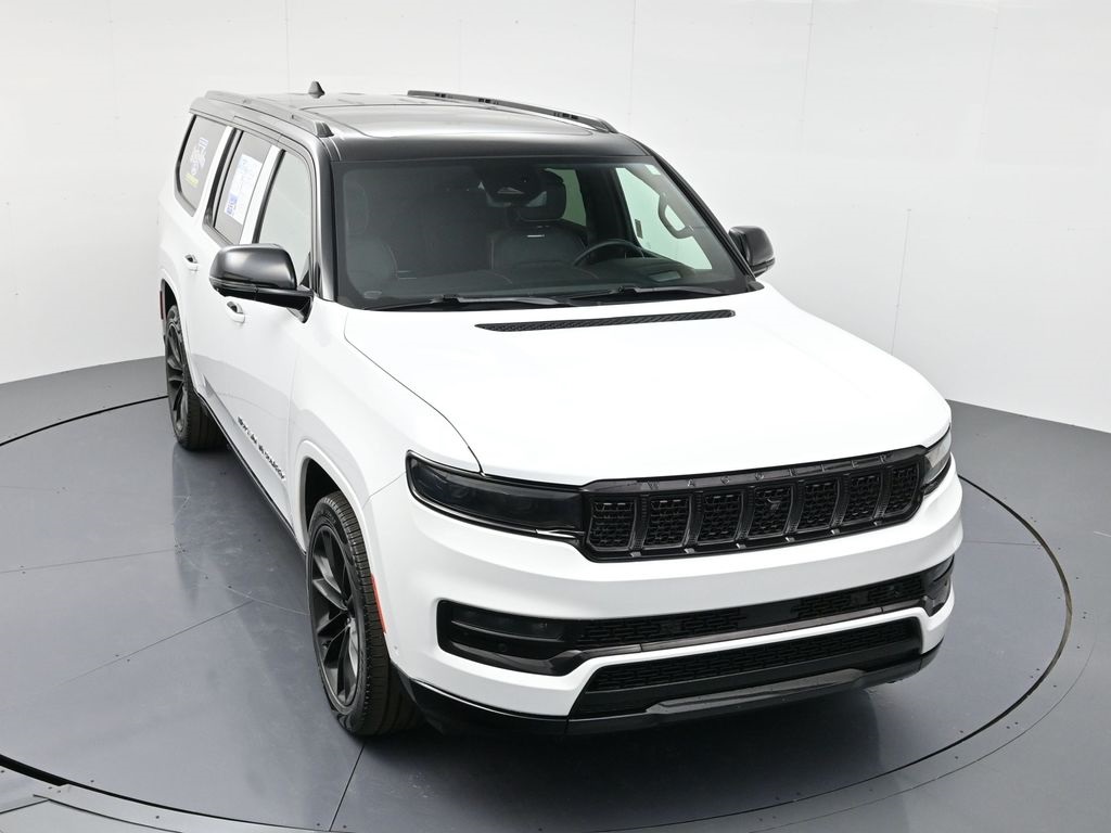 2024 Jeep Wagoneer L Series III photo 31