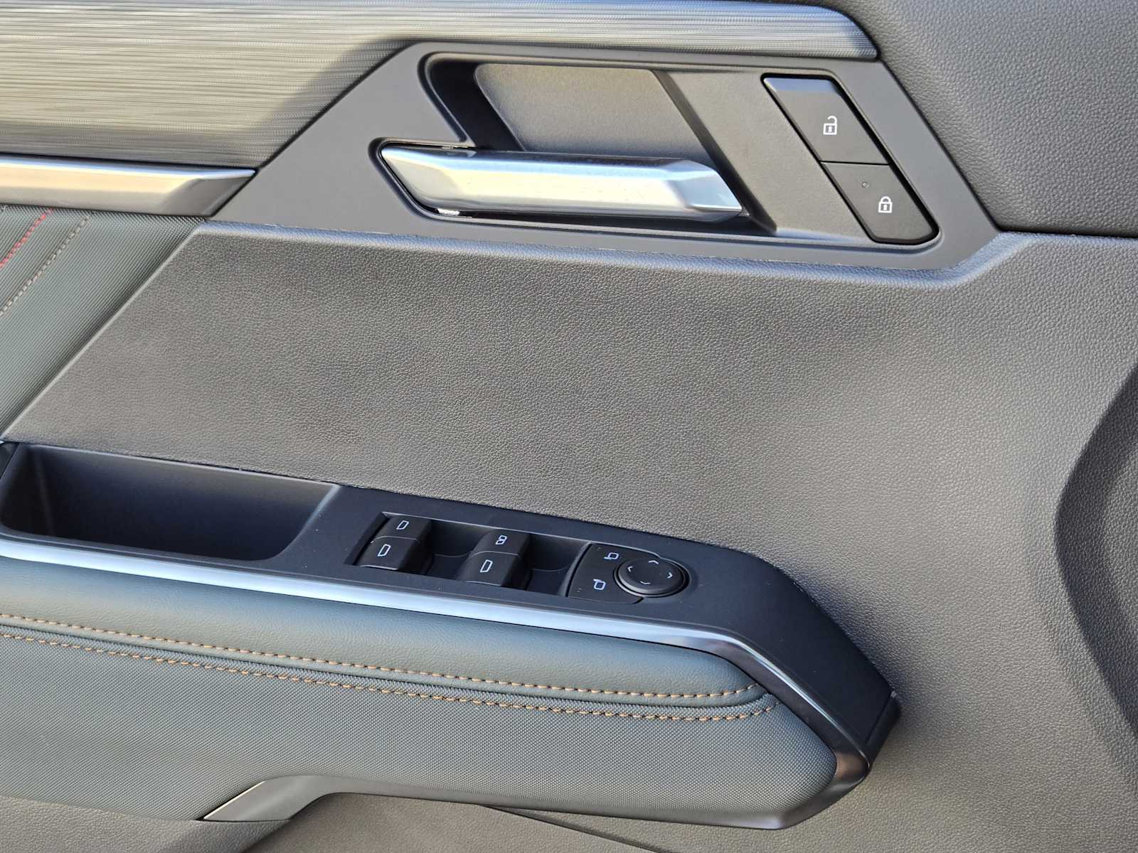 2026 Gmc Acadia AT4 photo 15