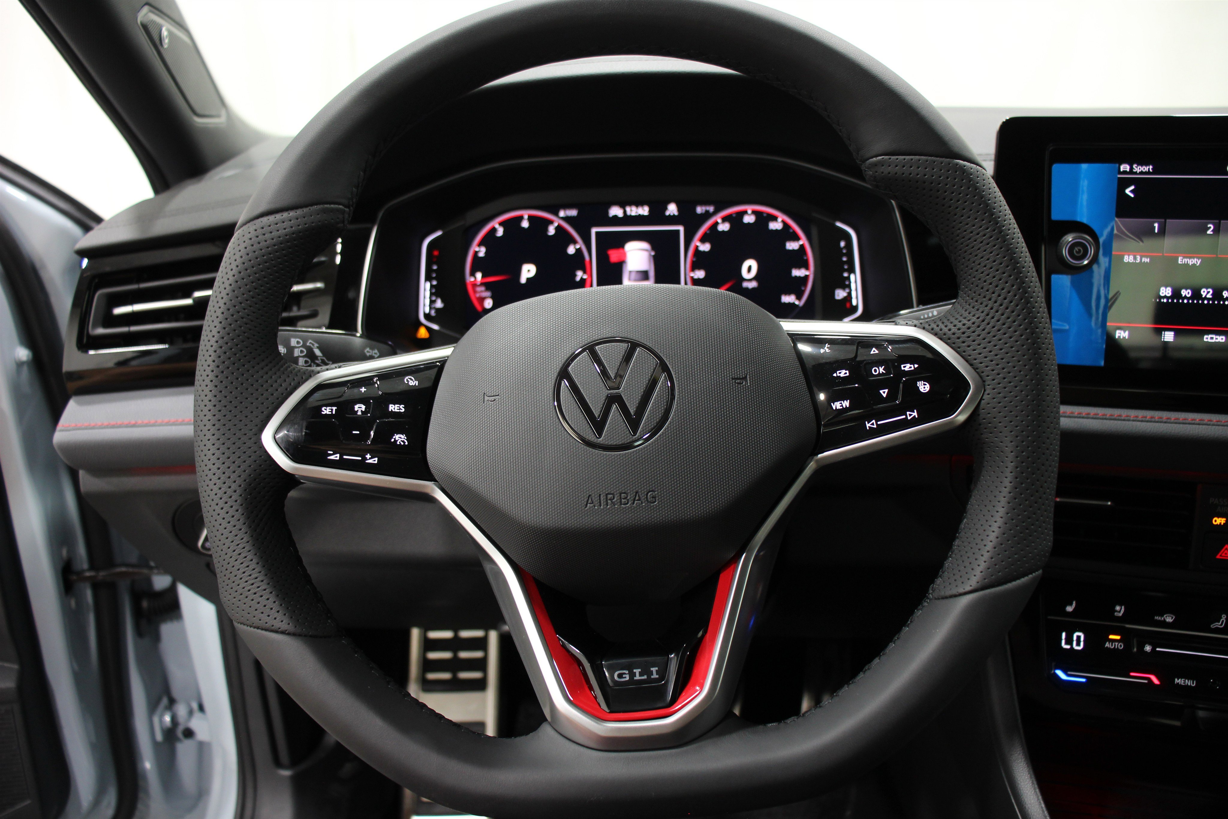 2025 Volkswagen Jetta GLI Autobahn photo 7