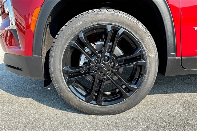 2025 Chevrolet Traverse photo 7