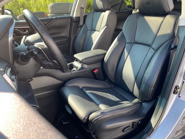 2022 Subaru Outback Limited photo 18