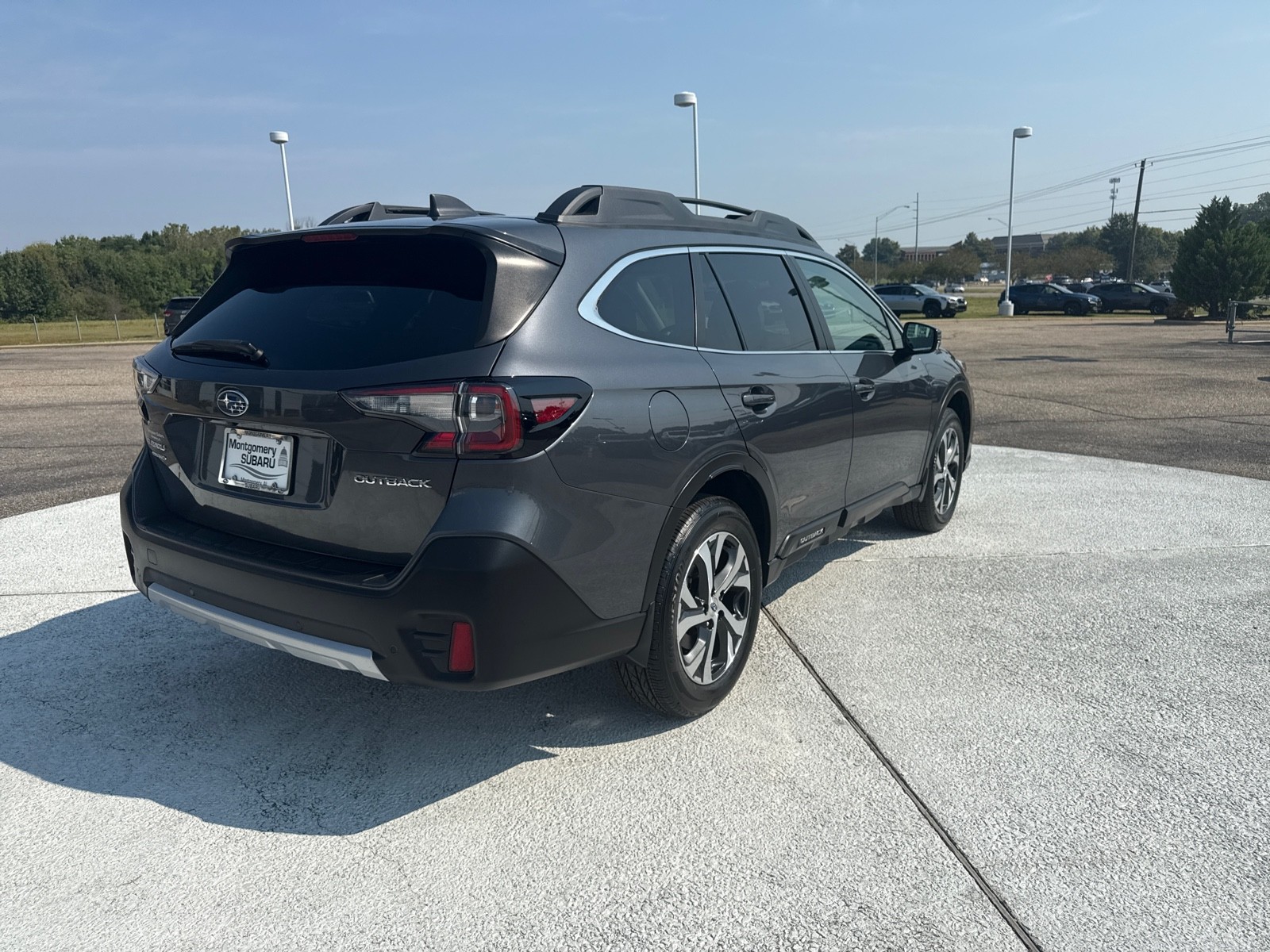 2021 Subaru Outback Limited photo 3