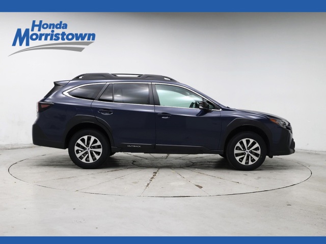 2024 Subaru Outback Premium's photo