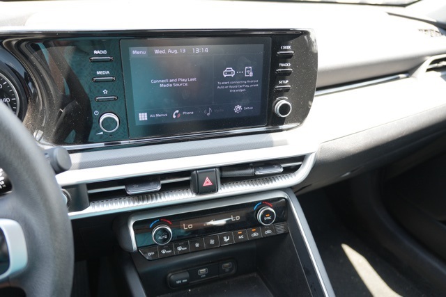 2023 Kia K5 LXS photo 9