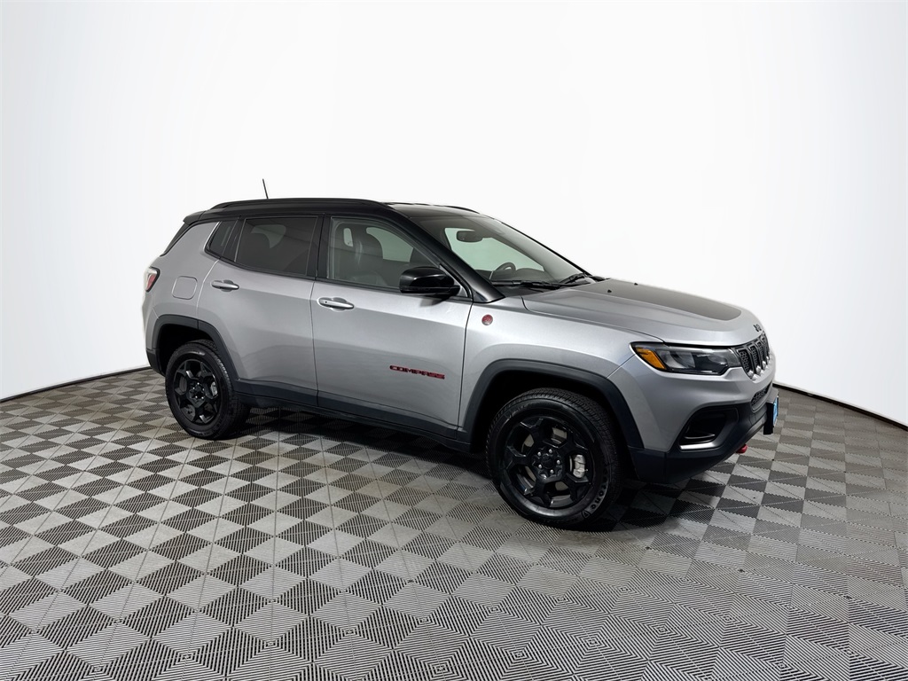 2024 Jeep Compass Trailhawk photo 4