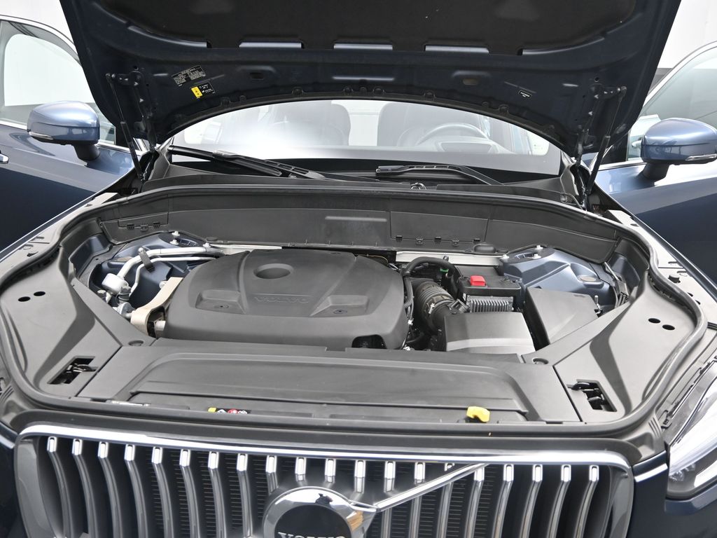 2022 Volvo XC90 T6 Inscription photo 16