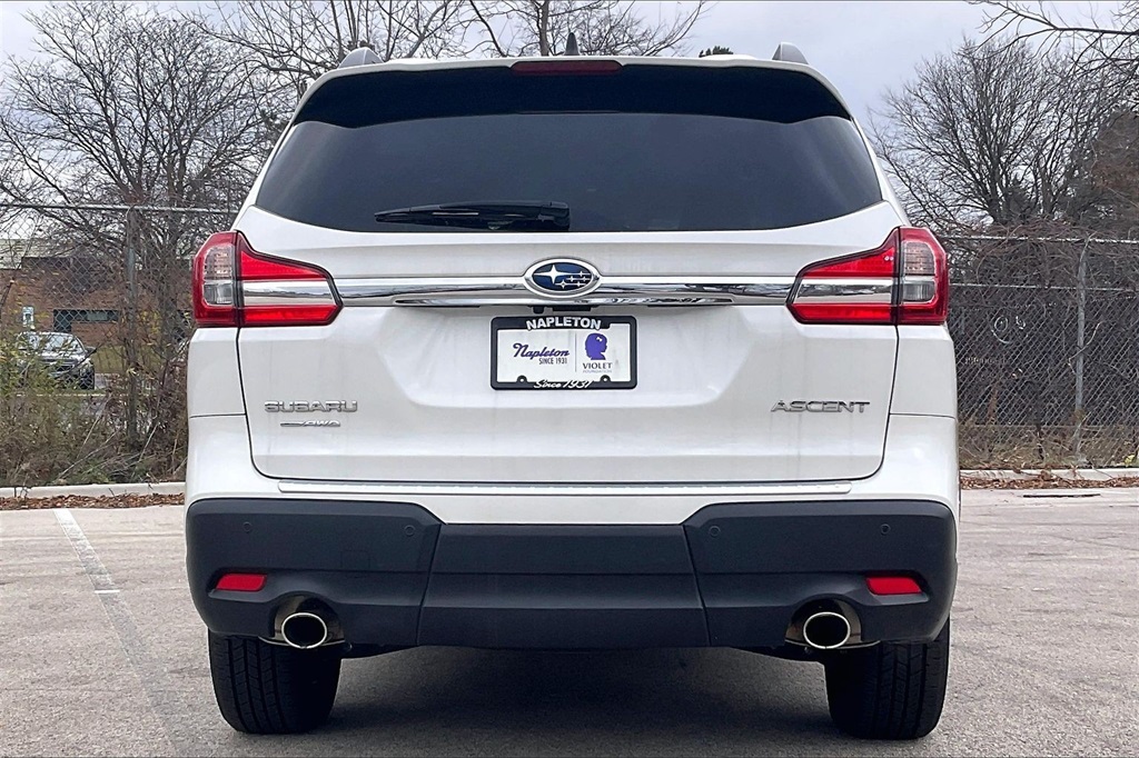 2022 Subaru Ascent Premium photo 3