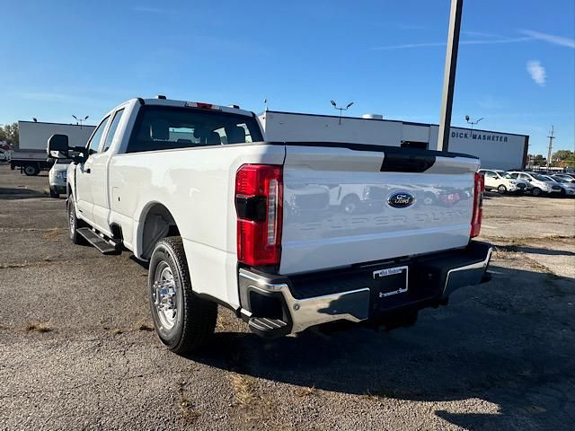 2024 Ford F-350 XL photo 6
