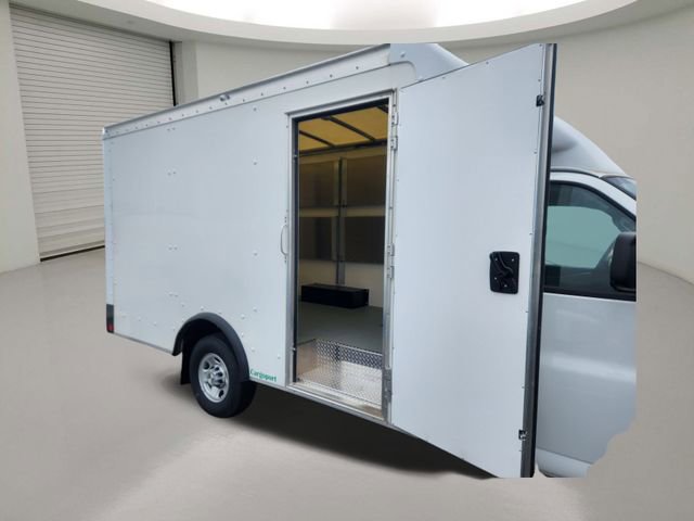 2023 Chevrolet Express Cutaway 3500 photo 5