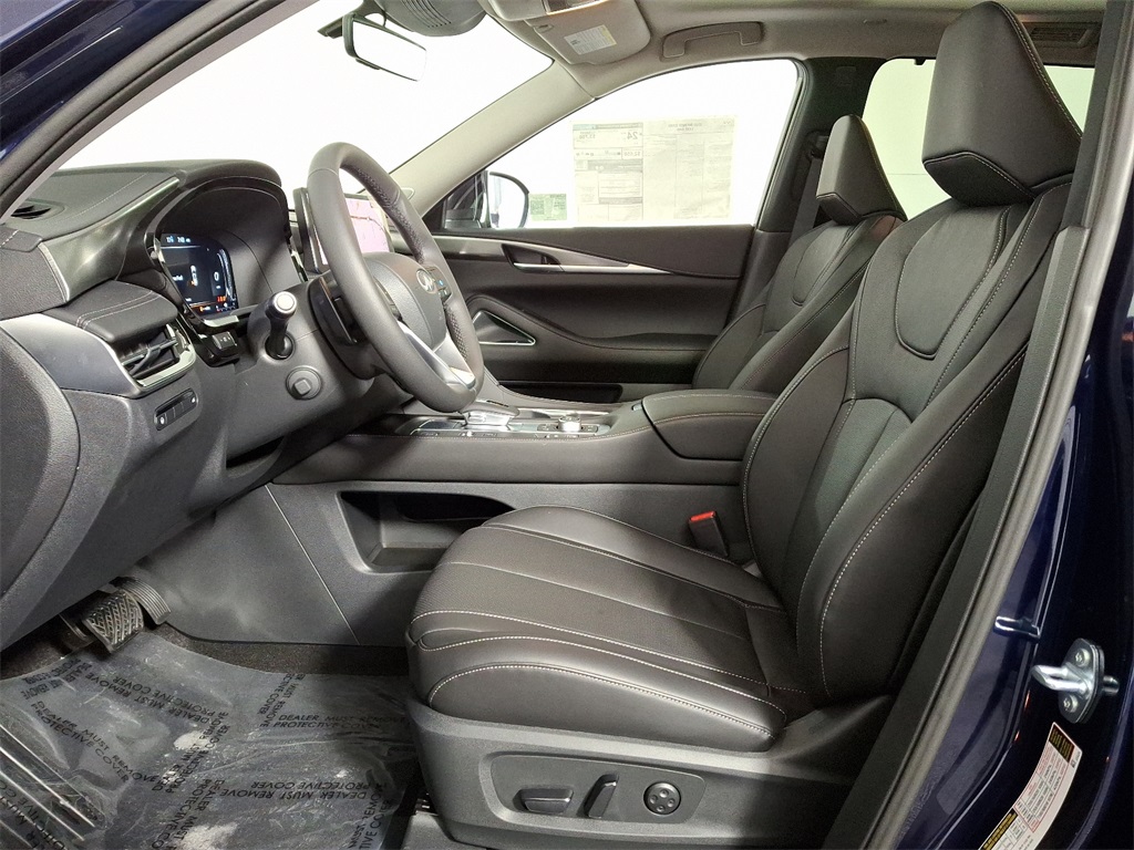 2025 Infiniti QX60 Luxe photo 11