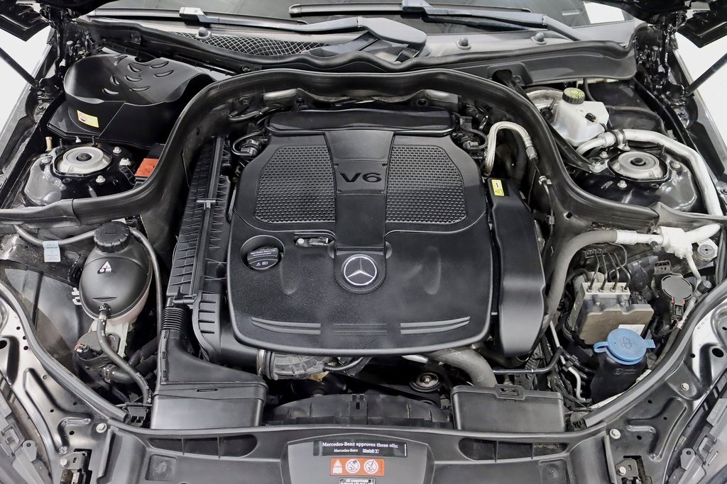 2016 Mercedes Benz E 350 4MATIC photo 38