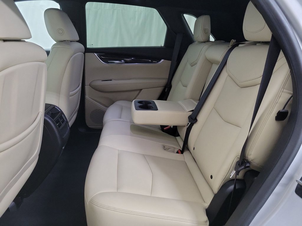 2017 Cadillac XT5 Base photo 9