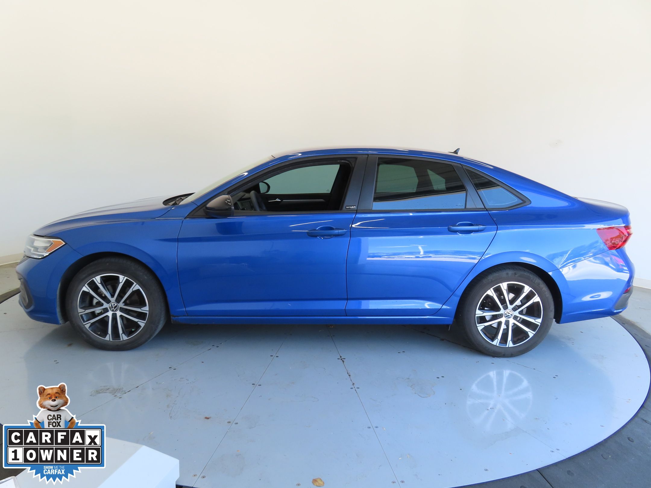 2023 Volkswagen Jetta 1.5T Sport photo 6