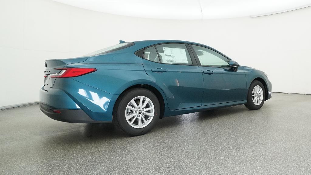 2026 Toyota Camry LE photo 21