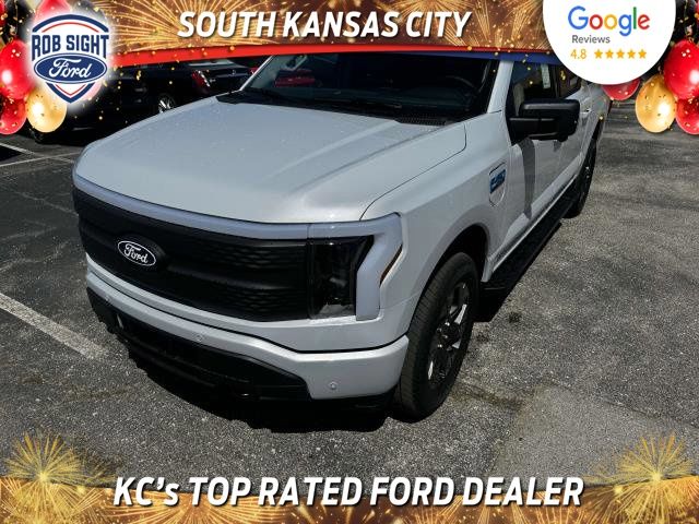 2025 Ford F-150 Lightning Flash's photo