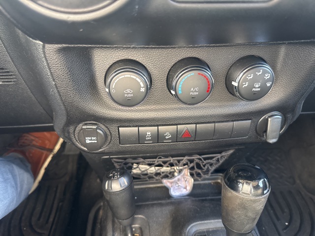 2011 Jeep Wrangler Sport photo 7